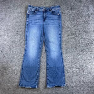 American Eagle Jeans Women's 10 Short Kick Boot 32x29.5 Stretch Med Wash Bootcut